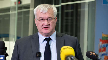 El canciller ucraniano responde de manera grosera a Orbán