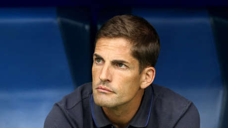 Consejos insólitos: entrenador español intenta dirigir a un club ruso con ChatGPT y así termina