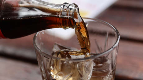 Estas populares bebidas podrían estar arruinando su salud mental sin que lo note