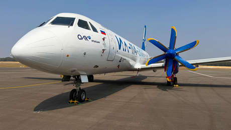 Dos nuevos aviones con piezas 100 % rusas llegan a un salón indio sobrevolando 10 países (IMÁGENES)