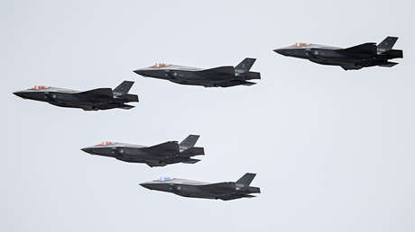 Un país de la OTAN entrena con cazas F-35 en un aeropuerto civil para "tiempos de guerra"