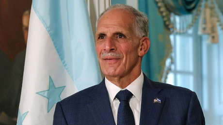 Asfura asume la presidencia de Honduras tras su controvertida proclamación