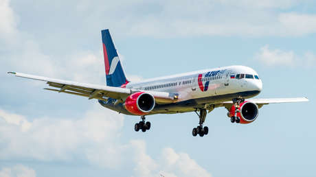 Avión con destino a Rusia con más de 200 pasajeros a bordo realiza un aterrizaje de emergencia en Vietnam