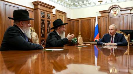 Putin: Rusia preserva la memoria del Holocausto y no olvida las atrocidades cometidas por los nazis