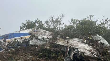 Revelan las últimas comunicaciones del avión que se estrelló en Colombia