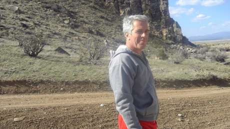 Hackean el correo privado de Epstein con contraseñas expuestas en los archivos