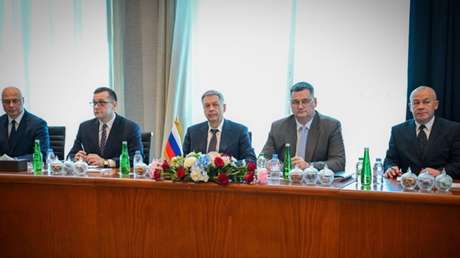 Arranca el segundo día de negociaciones entre Rusia, EE.UU. y Ucrania en Abu Dabi