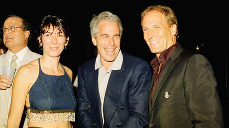 "Occidente no investiga crímenes obvios cuando está involucrada la élite global": Zajárova sobre el "infierno" de Epstein