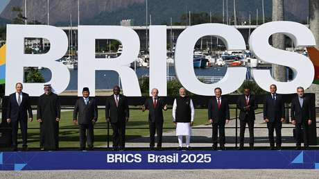 Lavrov: "El BRICS es una organización global que despierta interés en todos los continentes"