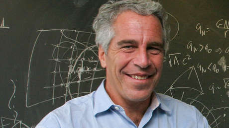 Epstein usó su amistad con un magnate de los medios para cubrir sus delitos