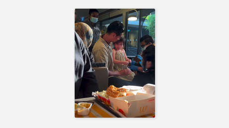 VIDEO, FOTO: Niña sufre quemaduras tras grave error de empleados en un McDonald's