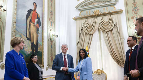 "Se convertirá en la apertura para muchos otros viajes": Delcy Rodríguez tras recibir a Chris Wright