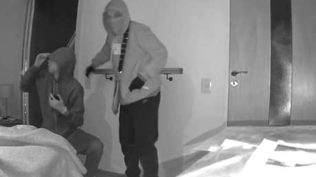 Asaltantes roban casa de una abuela 'influencer' y la amenazan: "cállate porque te matamos" (VIDEO)