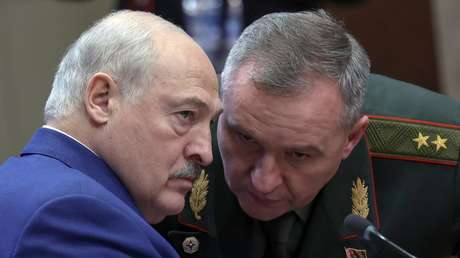 Lukashenko promete "complicarle la vida" al ministro de Defensa bielorruso con pruebas de aptitud física