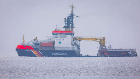 Rompehielos alemán que debía rescatar un buque se avería y frena el tráfico de petroleros