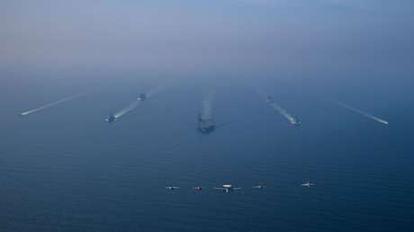 Embajador de EE.UU.: "La amenaza de ataque se cierne sobre Irán mientras nuestra armada esté cerca"