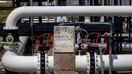 Hungría acusa a Ucrania de "chantaje político"