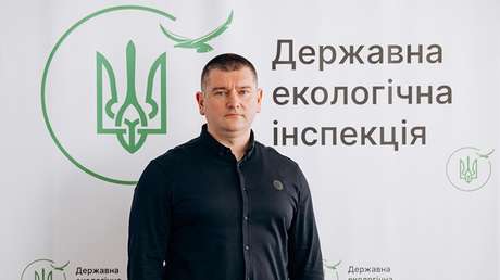 Los "encontró" en el garaje de su abuelita: la insólita justificación de 635.000 dólares en efectivo por un funcionario ucraniano