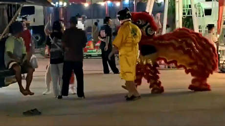 VIDEO: Momento en que un ladrón es sorprendido por policías disfrazados