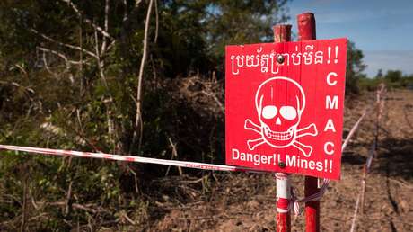 País de la OTAN se retira de la convención que prohíbe las minas antipersonales