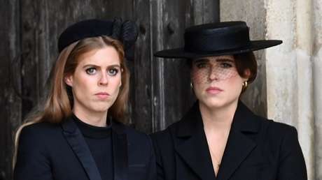 Las hijas del expríncipe Andrés reaccionan tras el arresto de su padre