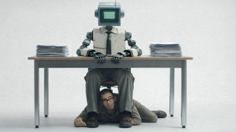 La IA amenaza a millones de empleados de cuello blanco: ¿cuál puede ser la solución?