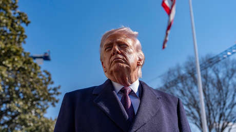 Trump llama a los iraníes a derrocar su Gobierno