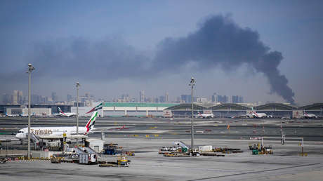 Rascacielos en llamas, vuelos suspendidos: ¿Qué pasa en EAU en medio de la respuesta iraní a los ataques de EE.UU. e Israel?