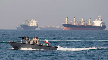 Gigantes logísticos suspenden tránsito por el estrecho de Ormuz