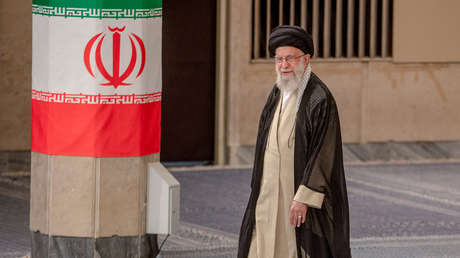 NYT: La CIA rastreó los movimientos del ayatolá Alí Jameneí durante meses