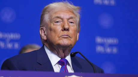 Trump dice que accedió a "hablar" a petición de Irán