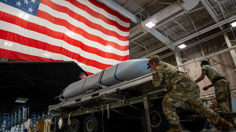 "Las guerras pueden librarse eternamente": Trump afirma que dispone de armamento "casi ilimitado"