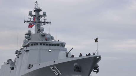 FOTOS ÉPICAS: Kim Jong-un inspecciona un nuevo destructor de 5.000 toneladas