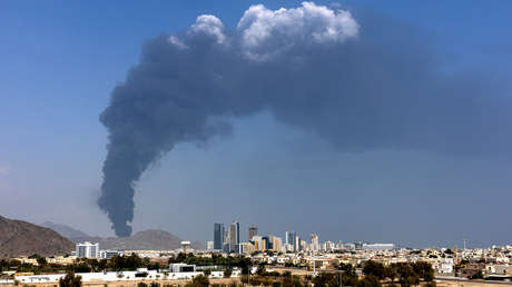 FT: La Casa Blanca, preocupada por este paso de 3 grandes economías del Golfo ante el conflicto con Irán