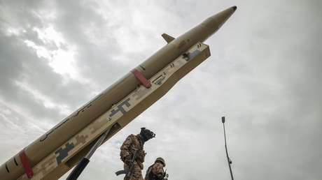 Irán lanza nueva andanada de ataques con potentes ojivas contra objetivos en Israel y bases de EE.UU.