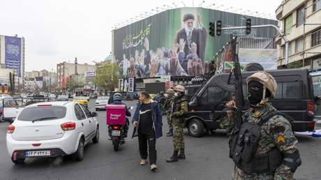 El Parlamento de Irán reclama "una lección" para el agresor: "No buscamos un alto el fuego"