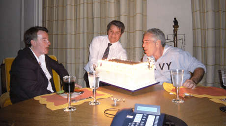 Mandelson calificó de "seguro" a Epstein ante el Gobierno británico