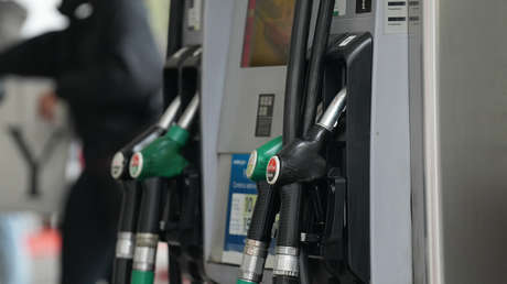 El Brent supera los 100 dólares mientras el cierre del estrecho de Ormuz dispara el precio del crudo