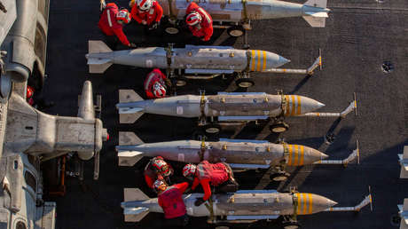 FT: EE.UU. agotó años de reservas de armamento en su agresión contra Irán