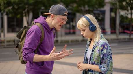 Uno de cada tres hombres de la generación Z prefiere una esposa obediente