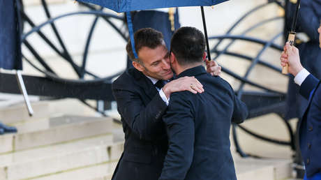 "Vergonzoso": críticas en Francia al abrazo de Macron a Zelenski tras amenazar a Orbán