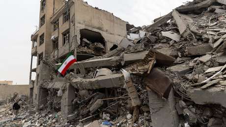 MINUTO A MINUTO: Irán destaca errores de cálculo de EE.UU., mientras Trump insta a los barcos a "tener agallas" en Ormuz