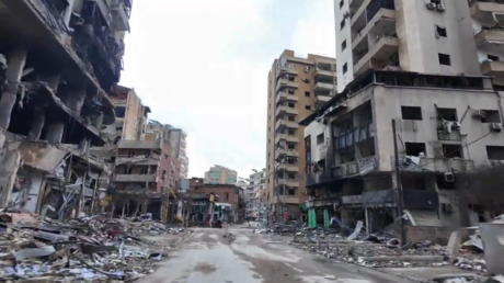 VIDEO: Corresponsal de RT recorre un barrio devastado de Beirut tras los ataques israelíes