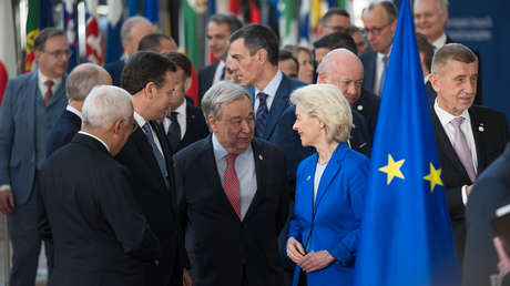 Politico: La UE se enfrenta a una parálisis en su liderazgo ante las crisis de Oriente Medio y Ucrania