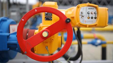 Zajárova: La actividad terrorista de Kiev podría dañar la seguridad energética y desestabilizar los mercados mundiales