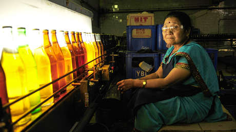 El inesperado efecto 'alcohólico' de la guerra contra Irán en el país más poblado del mundo