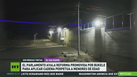 El Salvador avala reforma promovida por Bukele para aplicar cadena perpetua a menores de edad