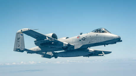 Reportan un segundo avión de combate estadounidense estrellado en un día en el golfo Pérsico