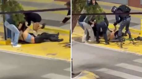 VIDEO: Dos mujeres se van a los golpes y se tironean del pelo en plena vía publica