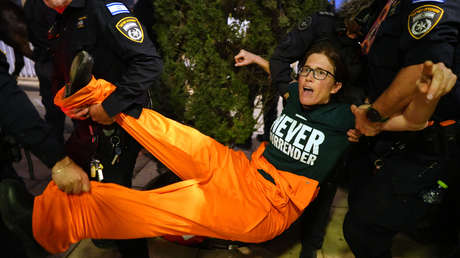 VIDEO: Choques entre manifestantes y policías en protesta contra la guerra en Tel Aviv